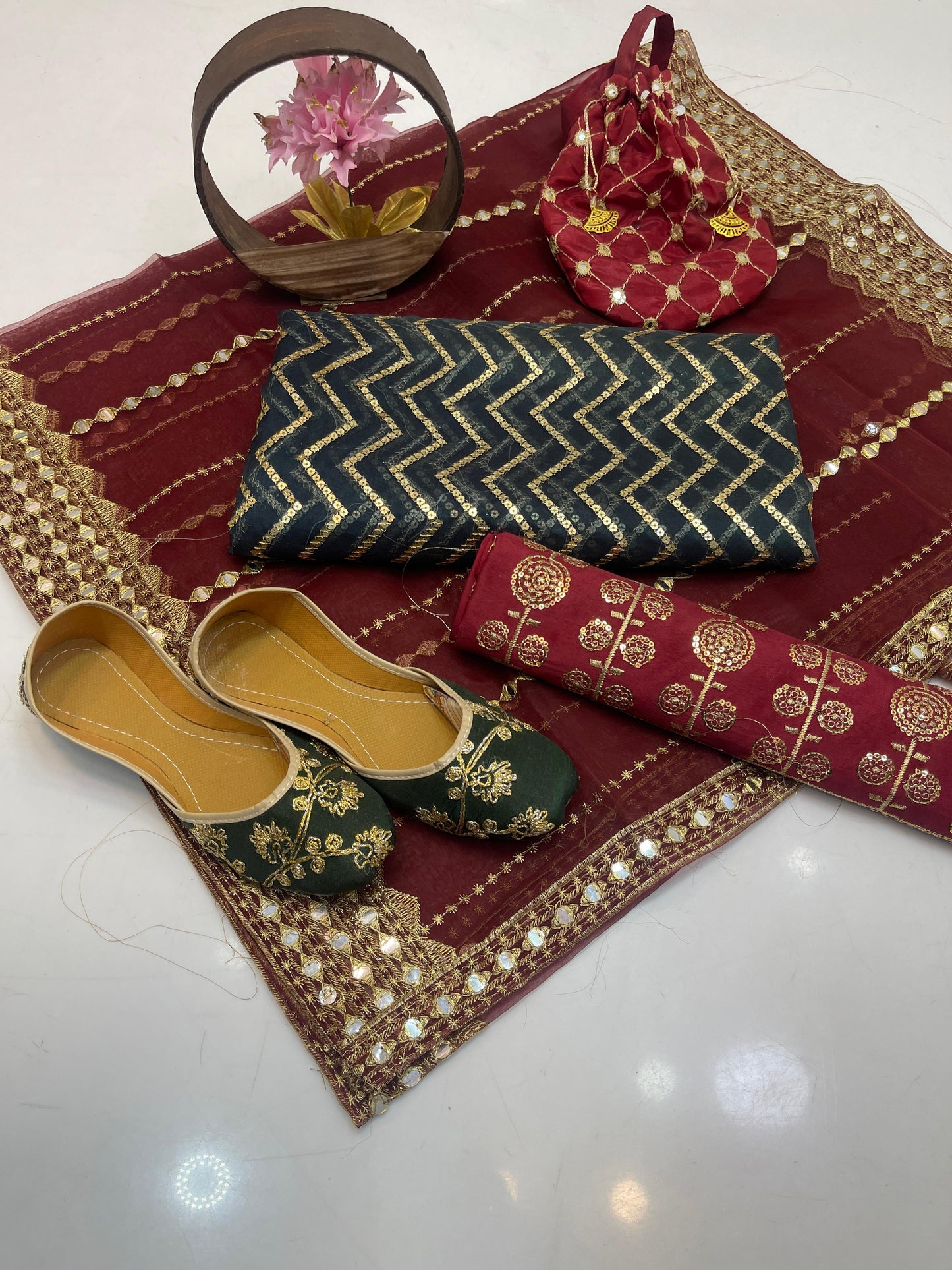 Luxury Fancy Embroidered Organza 5-Piece Suit with Matching Khussa & Handbag