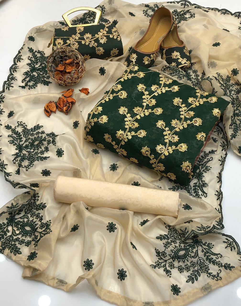 Luxury Crinkle Chiffon Fancy 5-Piece Suit with Matching Khussa & Clutch
