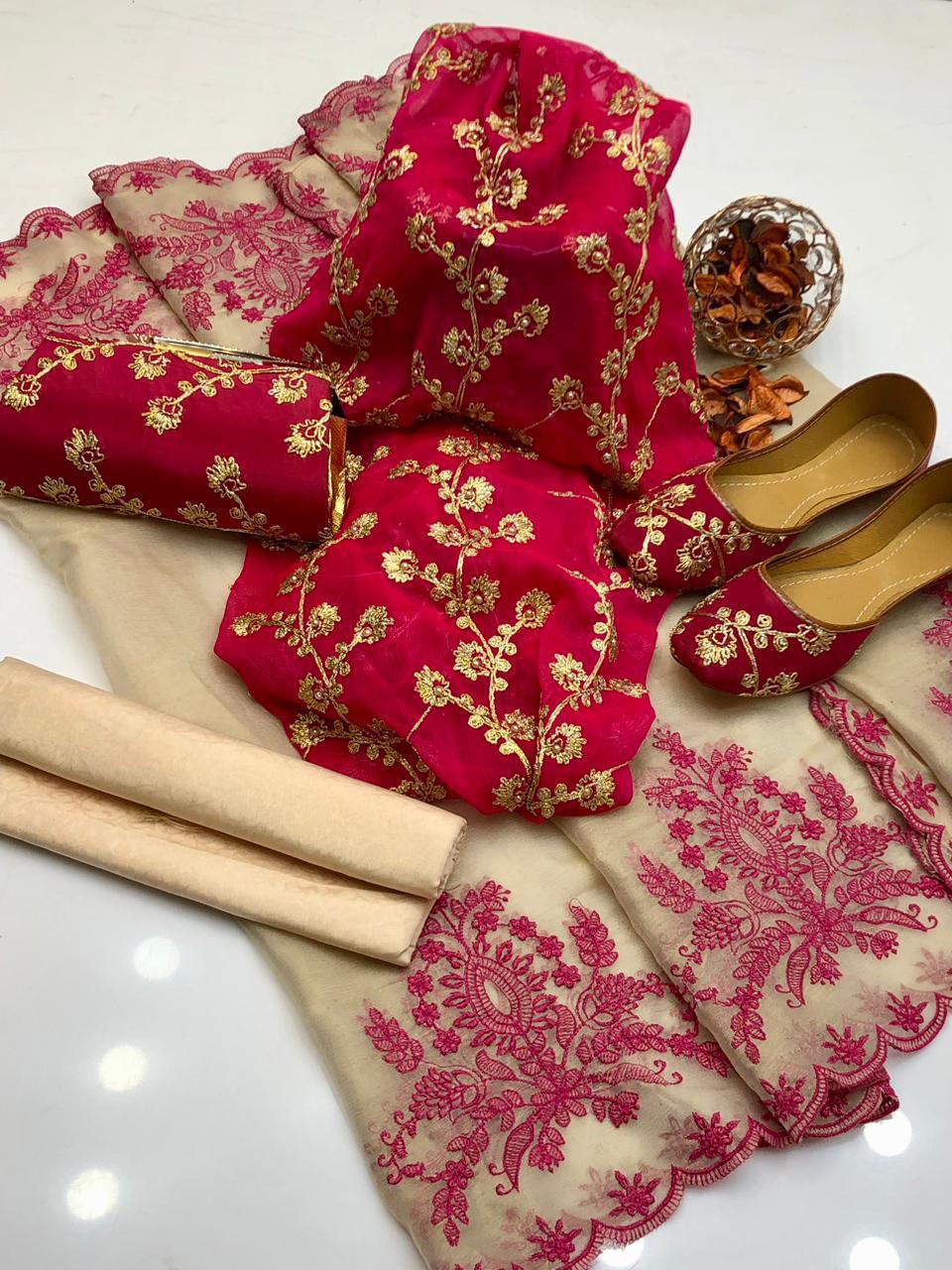 Luxury Crinkle Chiffon Fancy 5-Piece Suit with Matching Khussa & Clutch
