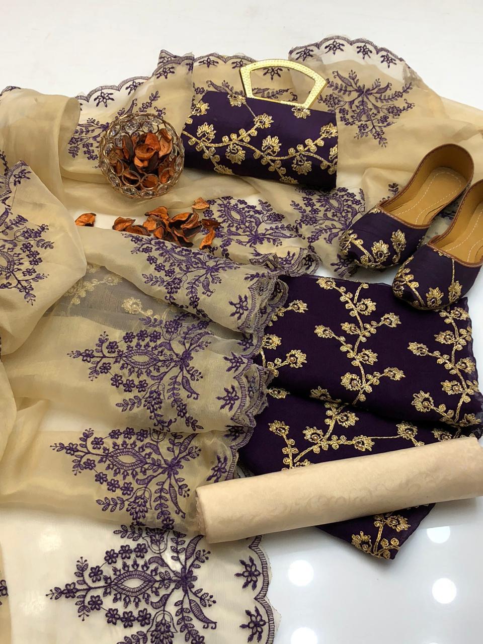 ✨ Fancy Collection 5-Piece Crinkle Chiffon Embroidered Suit with Matching Khussa & Clutch