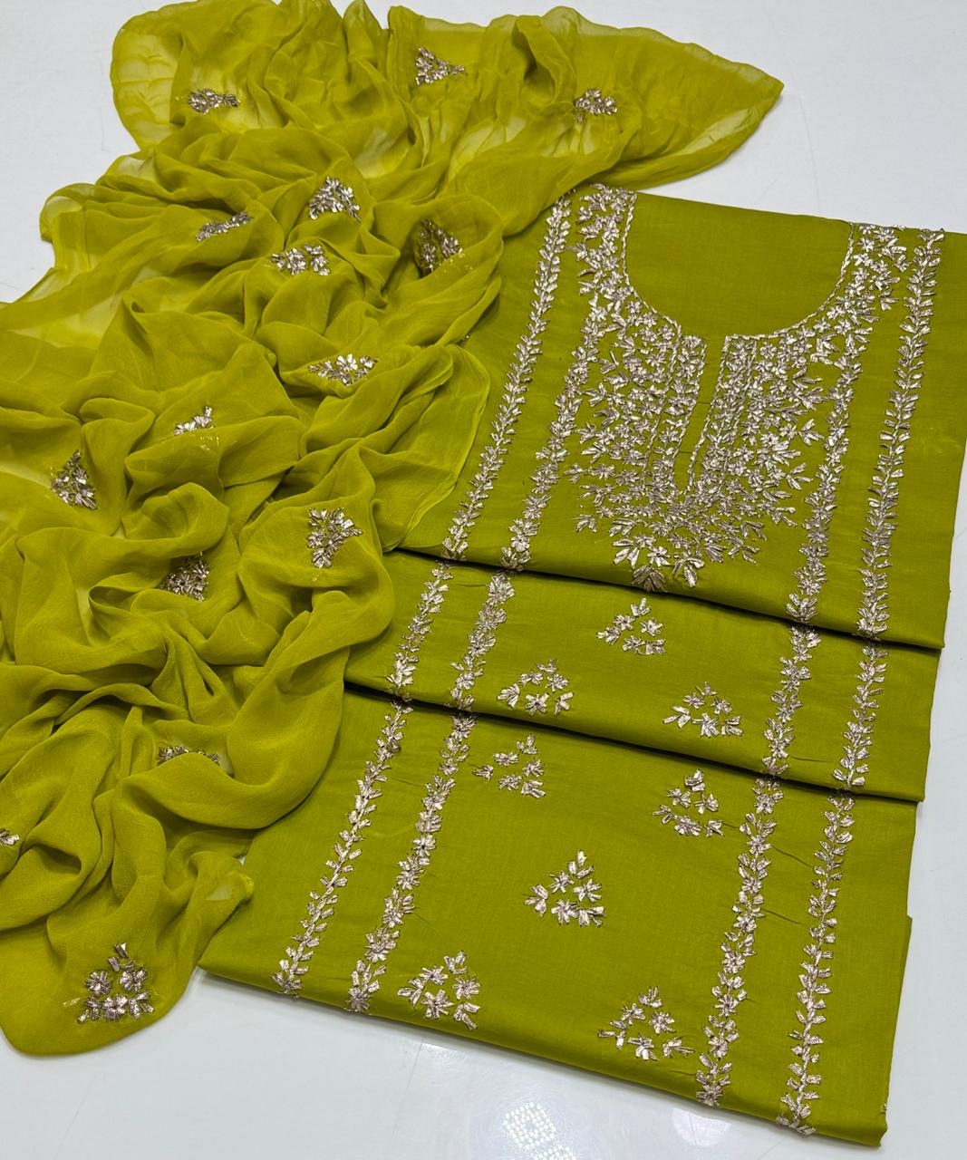 ✨ NEW COLLECTION 2026 – Pure Lawn 3-Piece Suit with Handmade Gotta Work & Embroidered Chiffon Dupatta