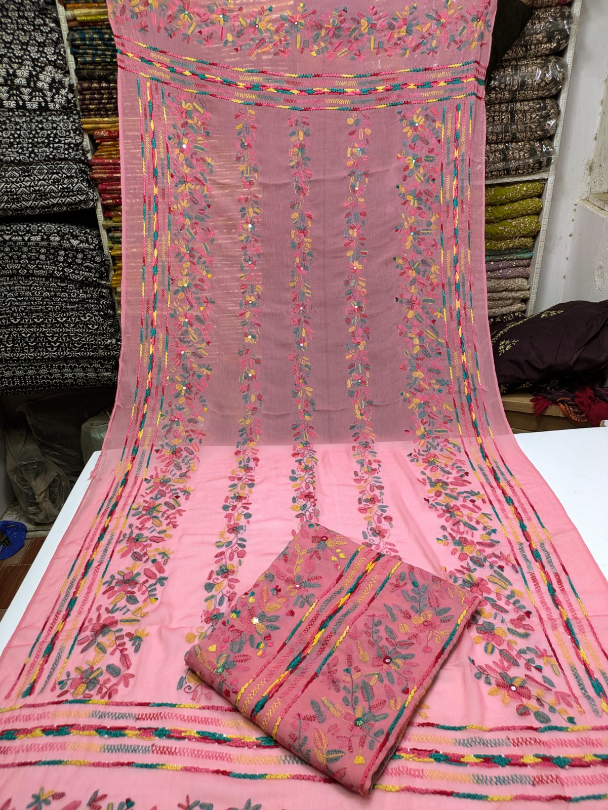 ✨ Most Demanded Collection – Soft Crinkle Chiffon Handmade Kacha Tarkashi Tanka Mirror Work 2-Piece Suit