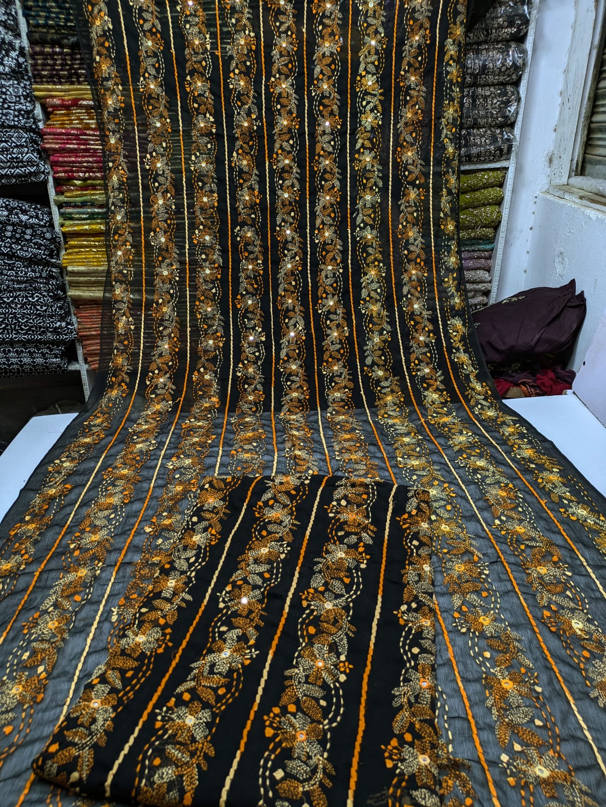 ✨ Most Demanded Collection – Soft Crinkle Chiffon Handmade Kacha Tarkashi Tanka Mirror Work 2-Piece Suit