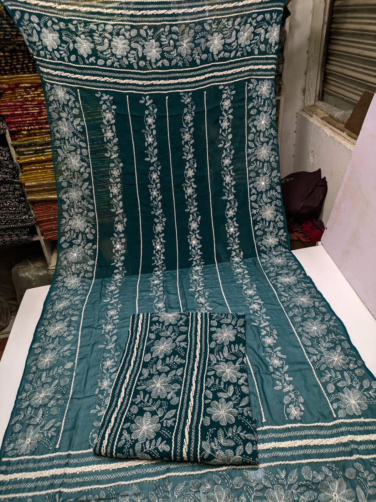 ✨ Most Demanded Collection – Soft Crinkle Chiffon Handmade Kacha Tarkashi Tanka Mirror Work 2-Piece Suit