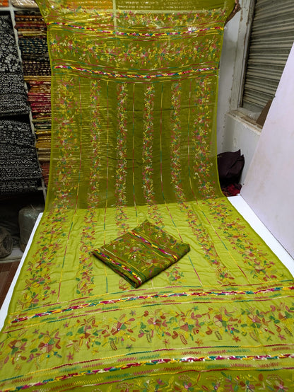 ✨ Most Demanded Collection – Soft Crinkle Chiffon Handmade Kacha Tarkashi Tanka Mirror Work 2-Piece Suit